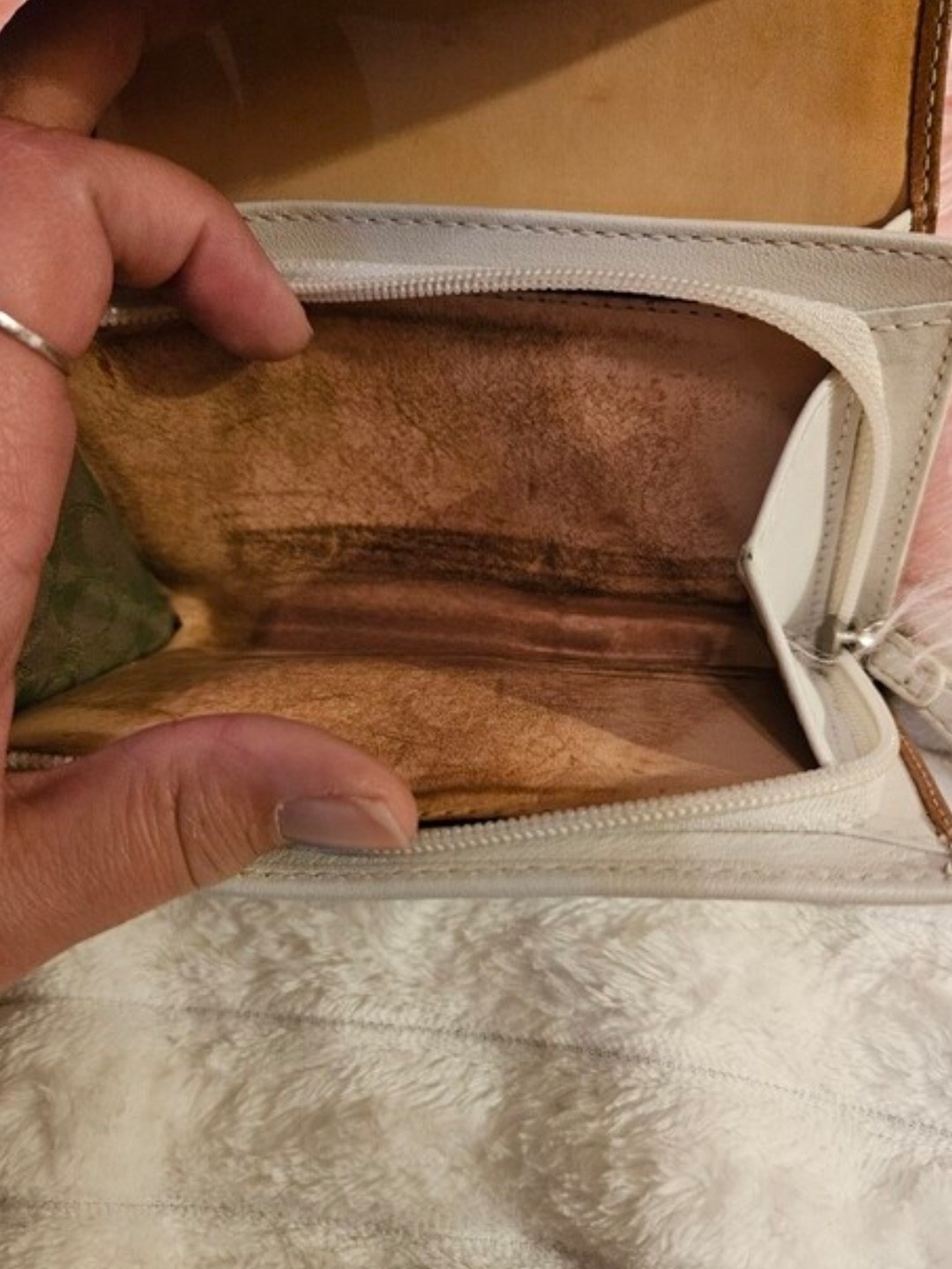 Coach☆Soho Buckle Leather Compact Wallet in Brown & Cream - Picture 5 of 6